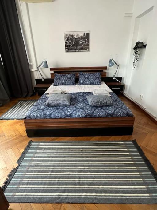 Apartament Ultracentral Universitate Bucarest Esterno foto