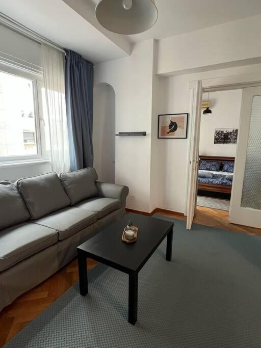 Apartament Ultracentral Universitate Bucarest Esterno foto